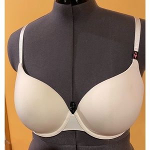 Victoria Secret new women push up padded bra 38C